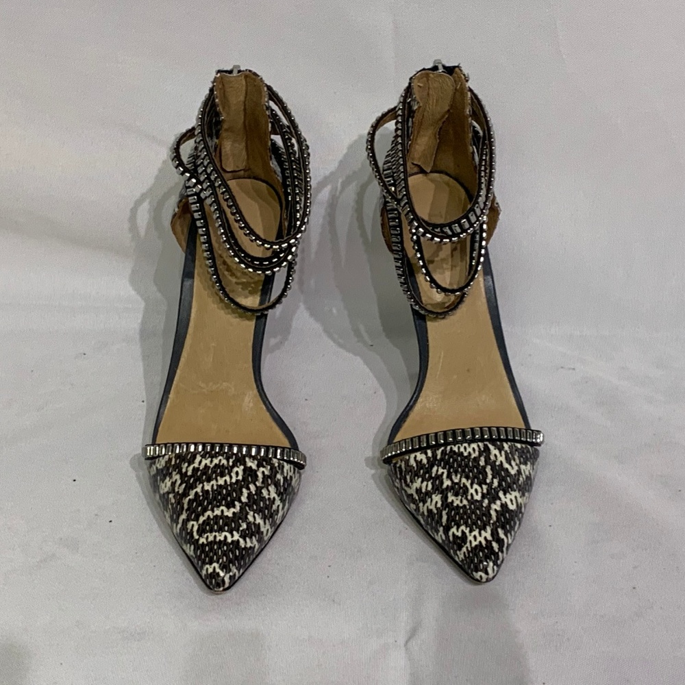 Petite Woman's L.A.M.B Dress Heel Shoes